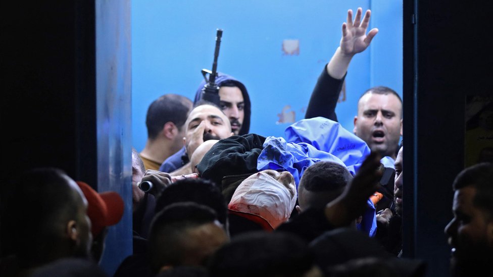 الضفة الغربية: إضراب شامل بعد قتل الجيش الإسرائيلي ستة فلسطينيين بينهم منفذ عملية حوارة