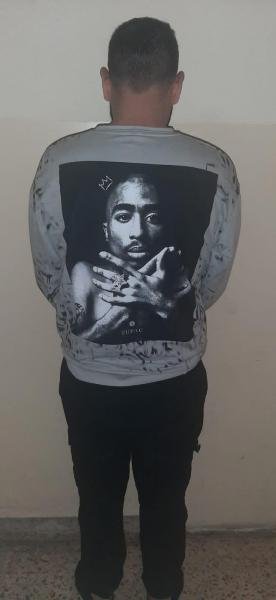 القبض على أحد أفراد عصابة سلب بقوّة السلاح في محلّة طريق المطار 1 القبض على أحد أفراد عصابة سلب بقوّة السلاح في محلّة طريق المطار