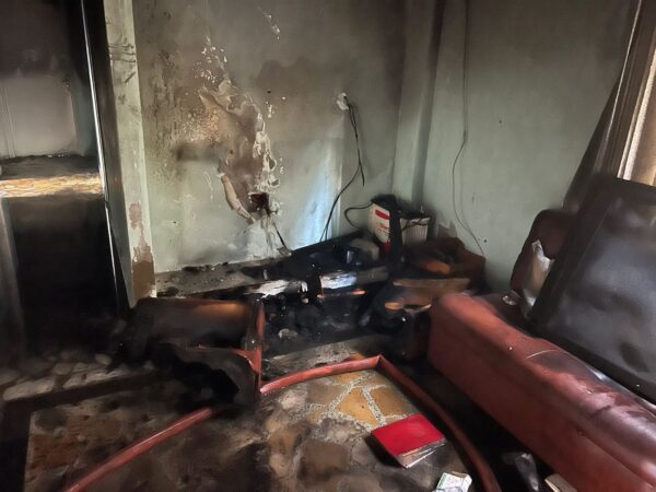 بالصور: اخماد حريق داخل عيادة في الشويفات 9 بالصور: اخماد حريق داخل عيادة في الشويفات