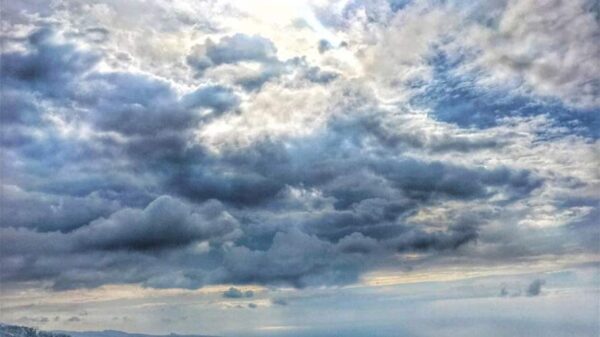 طقس لبنان ربيعي مستقر حتى مساء اليوم.. أمطار موحلة، رياح وعواصف رعدية 1 طقس لبنان ربيعي مستقر حتى مساء اليوم.. أمطار موحلة، رياح وعواصف رعدية