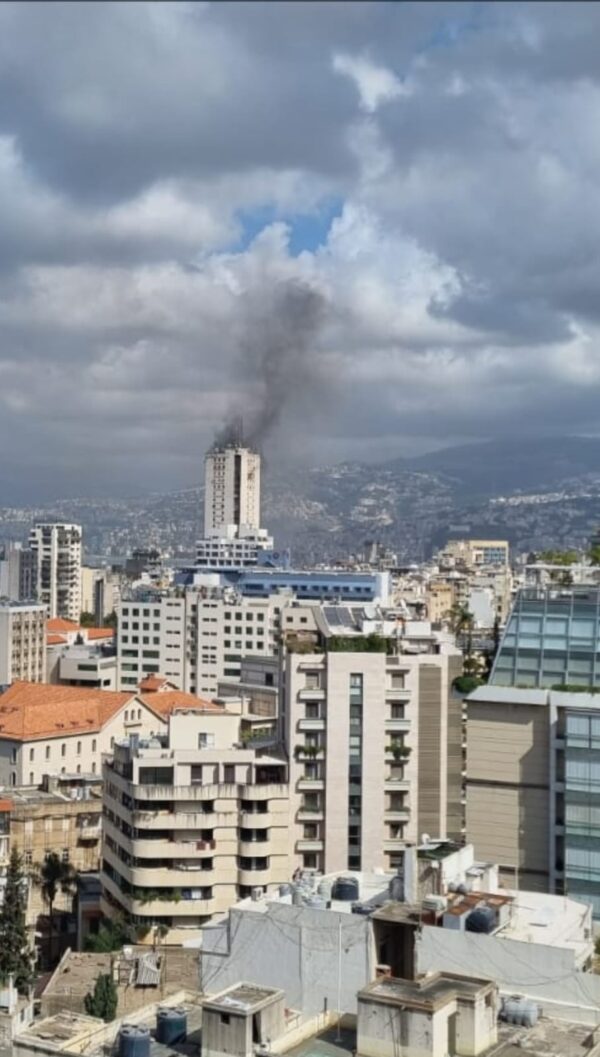 بالصور: حريق كبير في مبنى في الاشرفية وفوج اطفاء بيروت يتدخل 3 بالصور: حريق كبير في مبنى في الاشرفية وفوج اطفاء بيروت يتدخل