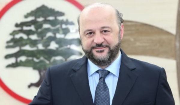 الرياشي: الكلام عن توقيفي لبرنامج "من اطلق الرصاصة الاولى" كذب وتفاهة