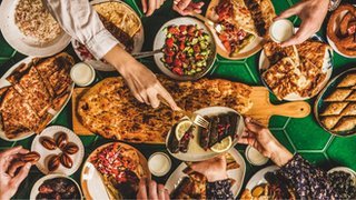 كيف يمكن تجنب هدر الطعام خلال شهر رمضان؟