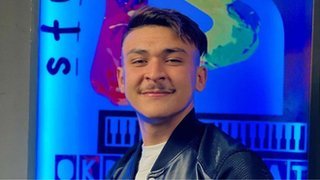 مروان الباتني: يثير غضب الجزائريين واتهامات "بانتهاكه حرمة المسجد"