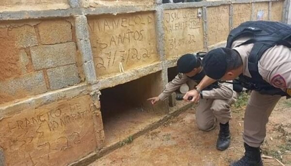 تنجو من الموت بأعجوبة بعدما تم دفنها وهي حية لعشر ساعات 1 تنجو من الموت بأعجوبة بعدما تم دفنها وهي حية لعشر ساعات