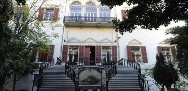 "الخارجية" توجّه نداءً إلى اللبنانيين المتواجدين في السودان 1 "الخارجية" توجّه نداءً إلى اللبنانيين المتواجدين في السودان