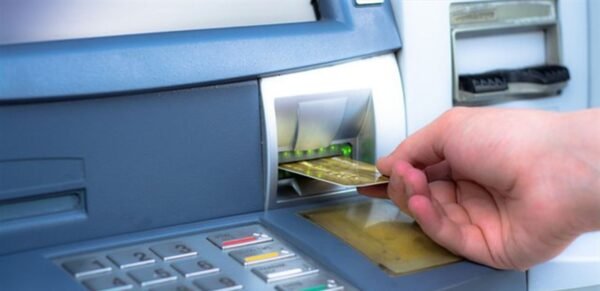 المالية: تسديد رواتب القطاع العام لشهر ايار.. على اي سعر صرف؟ ومن تشمل؟