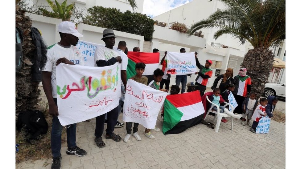 اشتباكات السودان: الجيش يوافق على تمديد الهدنة والدخول في مفاوضات