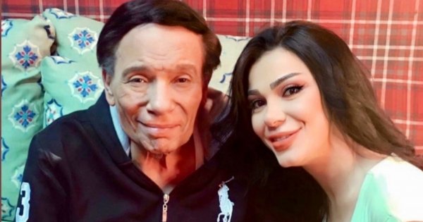 بالفيديو: ظهور جديد لـ عادل إمام مع فنانة شهيرة