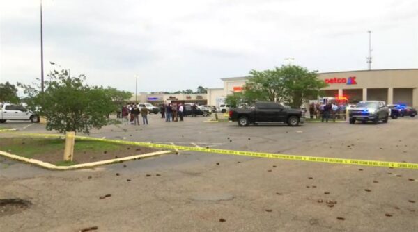 Officer critical, suspect dead in violent shootout at Denham Springs shopping center