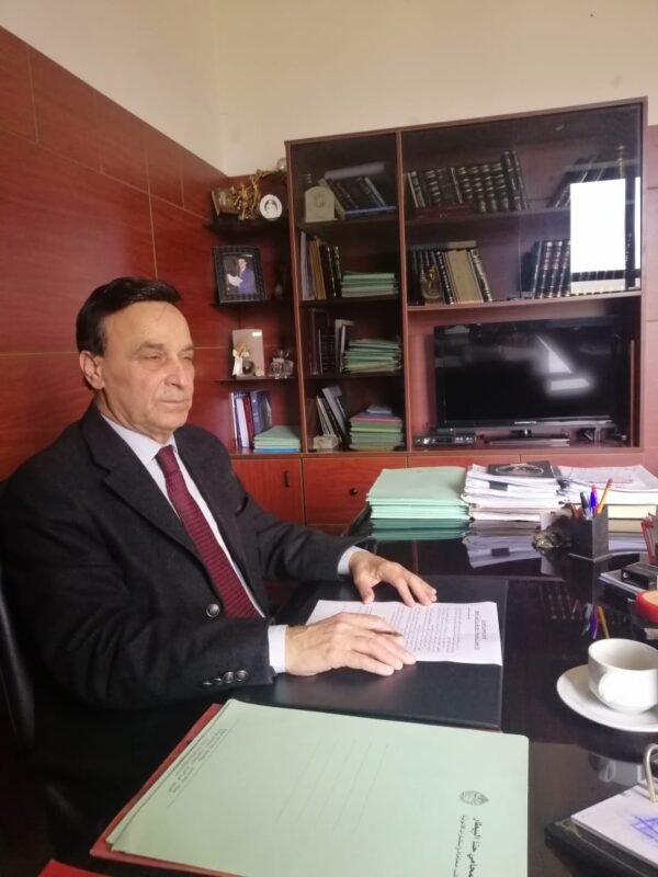 هل تنتهي هزليّة التعطيل في شهر أيار ؟