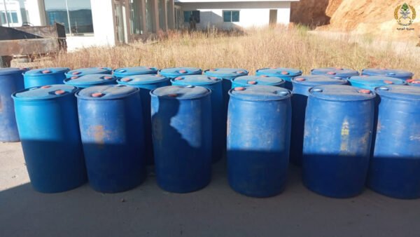 بالصور: عـمـلـيات دهم في اليمونة وضبط مخدرات ومعامل لها