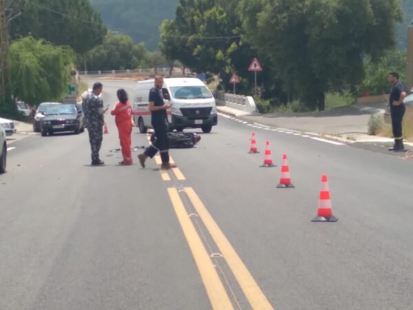 وفاة شاب بحادث إصطدام على طريق عام الكفور - القطين كسروان