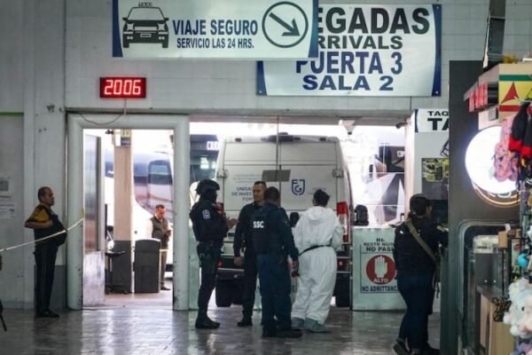 2 killed in Mexico City bus station shooting following failed robbery 1 Mexico City