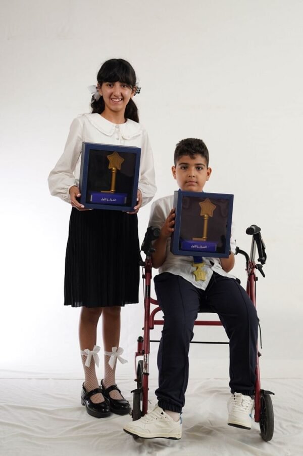 بالصور: تالين سمير سويدان بطلة لتحدي القراءة العربي في لبنان