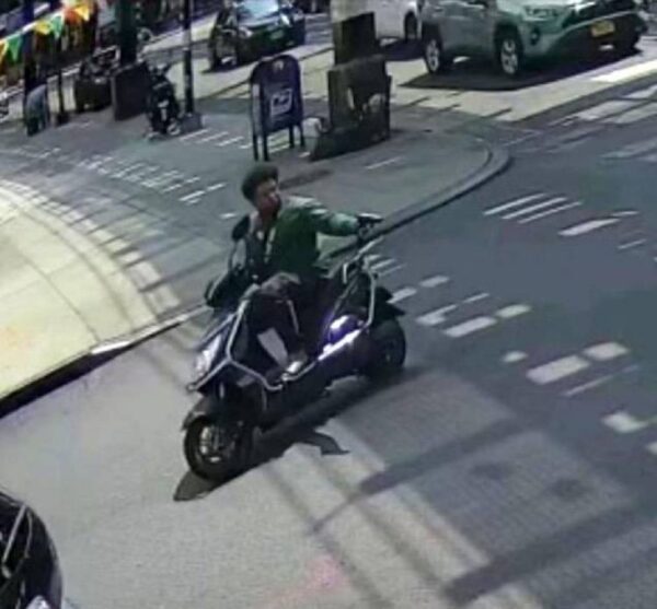 NYP confirm man on scooter went on shooting spree in Queens, killing 1 and injuring 3