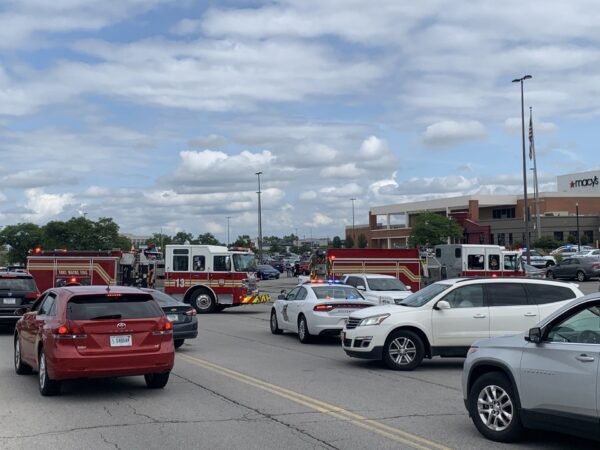One person shot inside Glenbrook Mall