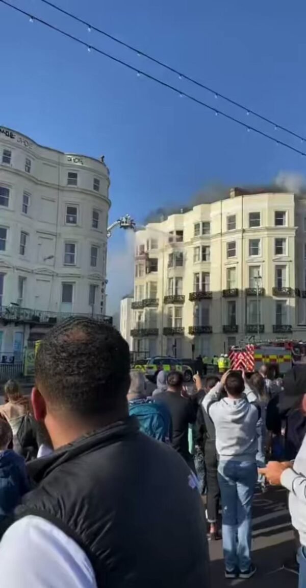 video: Hotel on fire in Brighton, England