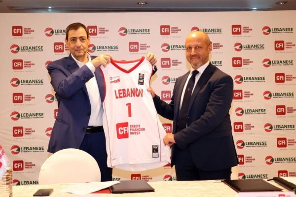 بالصور: توقيع اتفاقية رعاية بين اتحاد كرة السلة و"سي اف آي" لمدة اربع سنوات خلال مؤتمر صحافي حاشد