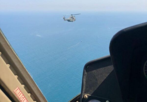 بالصور: انطلاق طوافتين من نوع “PUMA” تابعتين للقوات الجوية من مطار حامات لمؤازرة السلطات اليونانية في إطفاء حرائق 5 بالصور: انطلاق طوافتين من نوع “PUMA” تابعتين للقوات الجوية من مطار حامات لمؤازرة السلطات اليونانية في إطفاء حرائق
