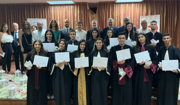 تكريم متفوقين بشهادة الثانوية العامة في جبيل برعاية المطران عون