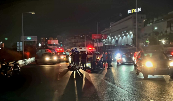 جريح في حادث سير في زوق مصبح