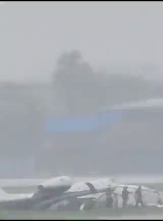 Video: Charter Plane Learjet VT-DBL Crashes in Mumbai