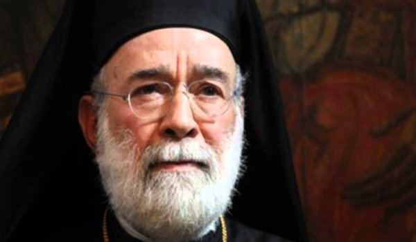 عوده يسأل: لِـمَ لا يَتَبارى المَسؤولون بِالمَواهِبِ الفُضْلَى عوضَ أن يحاولَ كُلُّ واحِدٍ أَنْ يَهْدُمَ عَمَلَ الآخَرِ لتَظْهَرَ أَناهُ