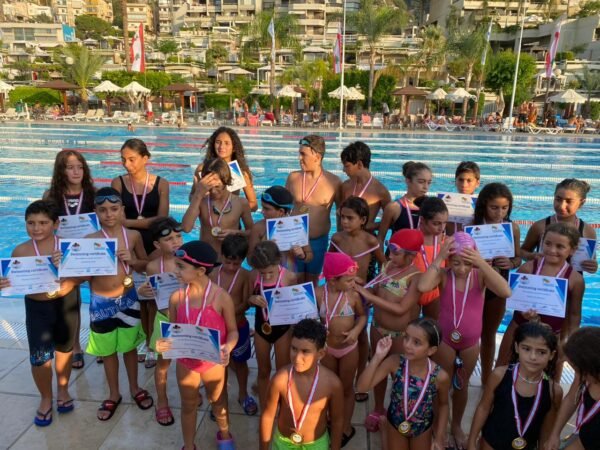 نادي هوليدي بيتش يستكمل موسمه الرياضي الصيفي