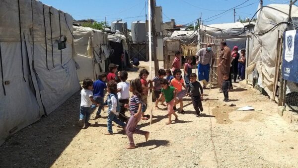 جرادة تقدّم باقتراح قانون لتنظيم الإقامة الموقتة وترحيل النازحين السوريين في لبنان