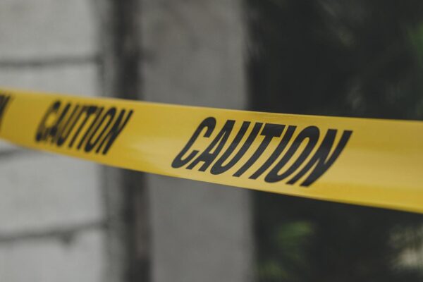 One suspect in custody, 1 at large after shooting at North Las Vegas officers 3 One suspect in custody, 1 at large after shooting at North Las Vegas officers