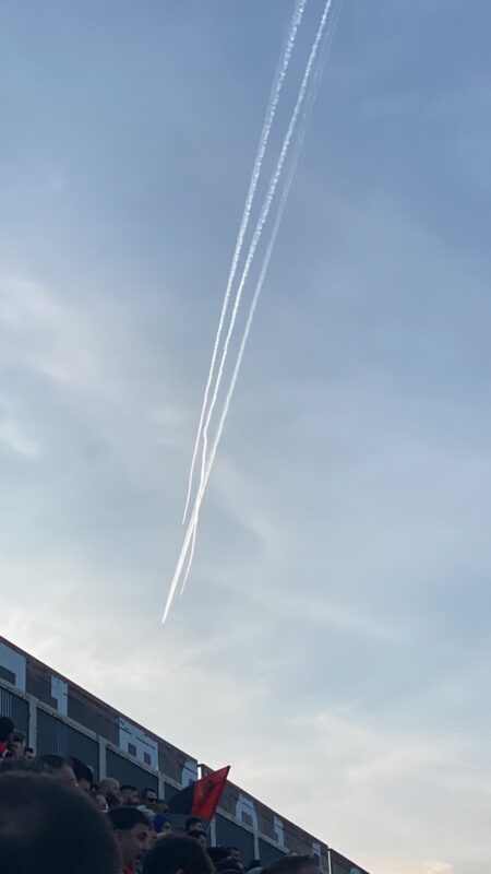 VIDEO: The American Airlines Flight AA292 is on the final descent in to Rome, 2 Euro fighters jets are still giving an escort 1 VIDEO: The American Airlines Flight AA292 is on the final descent in to Rome, 2 Euro fighters jets are still giving an escort