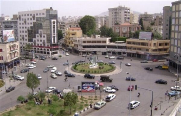 اعتصام أمام قصر عدل طرابلس احتجاجًا على تأخير نتائج الانتخابات والجيش يعزز انتشاره 1 اعتصام أمام قصر عدل طرابلس احتجاجًا على تأخير نتائج الانتخابات والجيش يعزز انتشاره