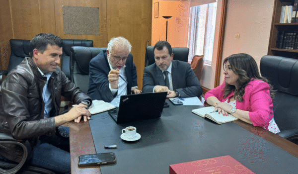 تعاون بين وزارتي المهجرين والعدل لمكننة القضاء واعتماد الذكاء الاصطناعي 1 وزارتي المهجرين والعدل