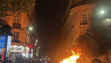 VIDEOS: Scènes de chaos à Paris après la qualification du PSG