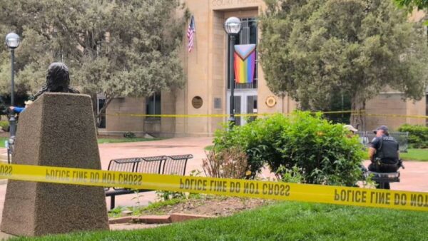 CBS Colorado: The suspect attacked people with Molotov cocktails 1 CBS Colorado: The suspect attacked people with Molotov cocktails