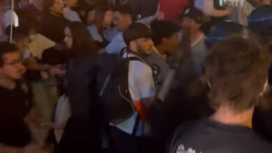 VIDEO: La police charge les manifestants place de la République à Paris