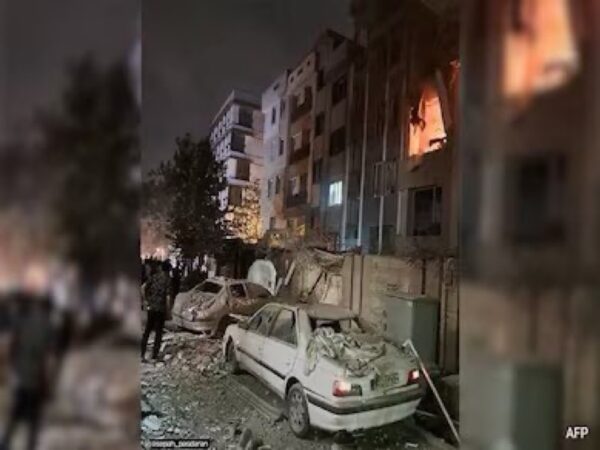VIDEO: Israel is now bombing Tehran International Airport 1 VIDEO: Israel is now bombing Tehran International Airport