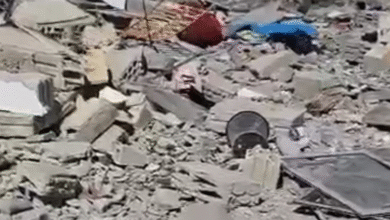 بالفيديو: أهالي عين قانا استفاقوا على هول الدمار.. غارات تدمر منازل وتروع الأهالي