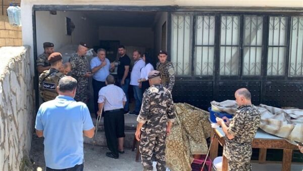 إقفال معمل حلويات بالشمع الأحمر في النبطية بعد تسمّم جماعي لأكثر من 100 شخص 3 إقفال معمل حلويات بالشمع الأحمر في النبطية بعد تسمّم جماعي لأكثر من 100 شخص