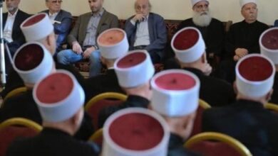 جنبلاط كان أوّل من نبّه… والانقسام الدرزي بات أمراً واقعاً
