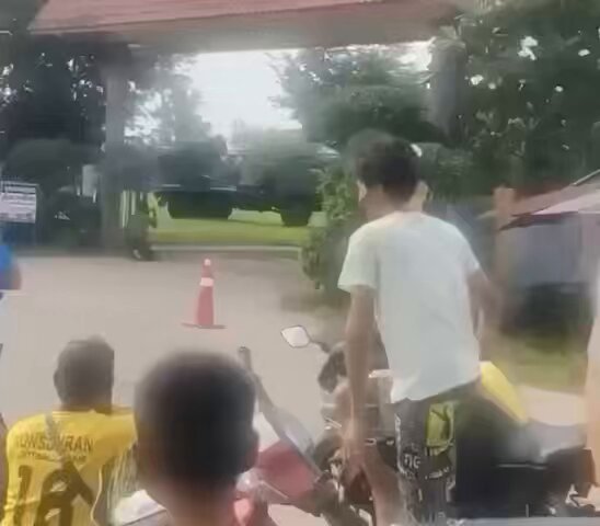 Video: Royal Cambodian Army Fires BM-21 “Grad” Rockets from Border Village Toward Thailand 3 Cambodian BM-21 rocket attack