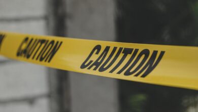 هجوم بســكــين على ضباط في صور… والمعتدي متوارٍ عن الأنظار