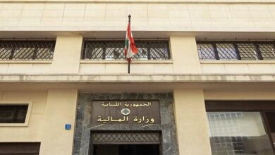 رسم الطابع المالي: وزير المالية يوضح آليات تطبيقه على العقود والملاحق التعديلية