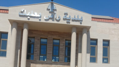 موظفو بلدية رأس بعلبك يلوّحون بإضراب مفتوح احتجاجاً على تأخير مستحقاتهم