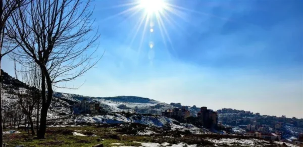 طقس نهاية الأسبوع: أجواء قليلة الغيوم وحرارة أعلى من معدلاتها الموسمية 3 الطقس في لبنان
