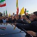 بالفيديو: مشاهد من استقبال ⁧‫لاريجاني‬⁩ بالأعلام الإيرانية في ⁧‫بيروت‬⁩