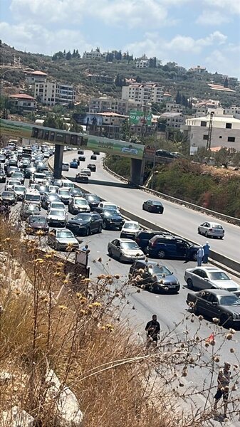 حادث سير على اوتوستراد الرملية بين ٧ سيارات 3 اوتوستراد الرملية