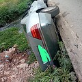 انقلاب سيارة على طريق عيون السمك