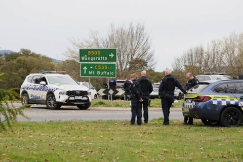 Victoria Australia Manhunt Continues After Gunman Kills 2 Police Officers 1 Victoria Australia manhunt